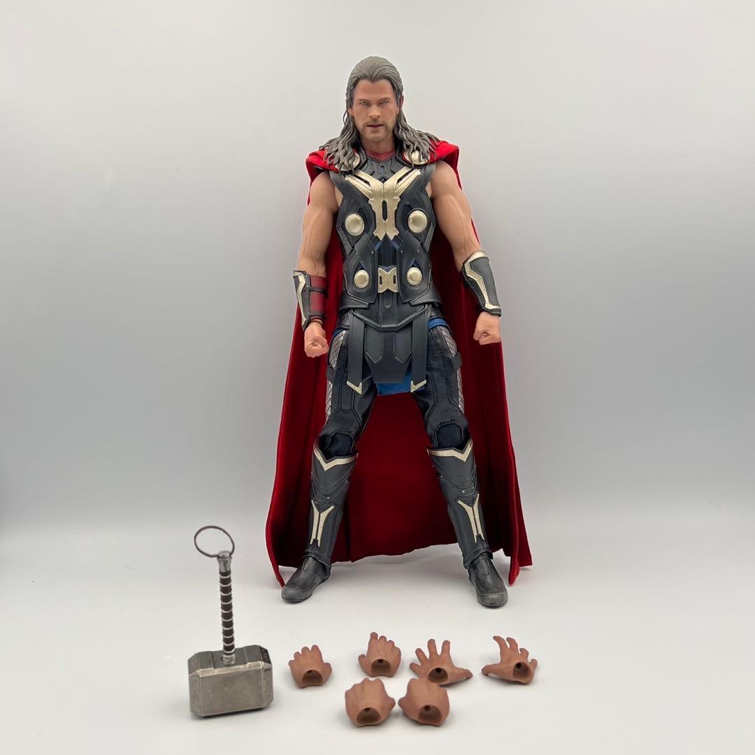 ホットトイズ　マイティーソー　ロキ　1/6　フィギュア　ライトアーマー　検