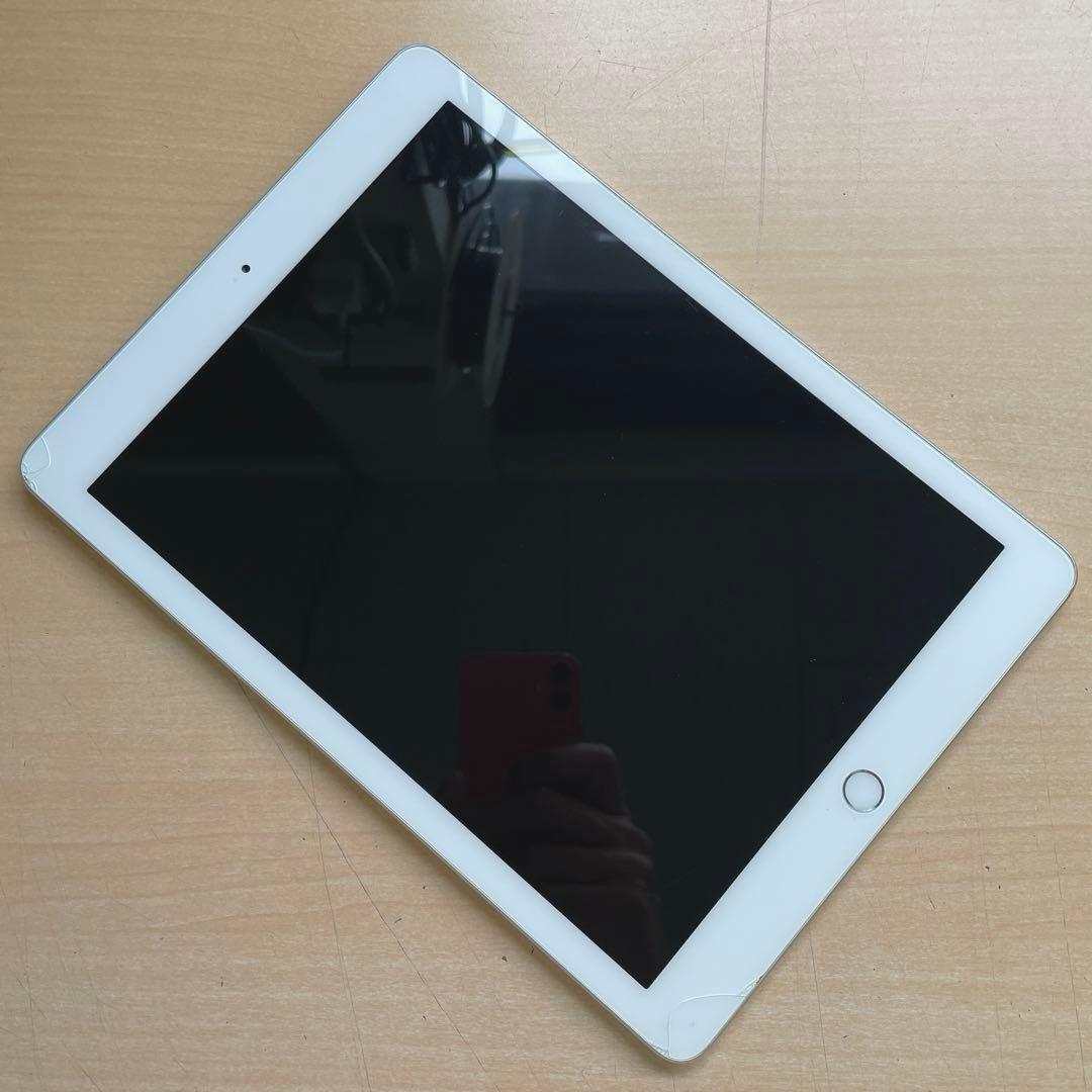 iPad 第6世代　A1893　Wi-Fiモデル　シルバー　32GB #E