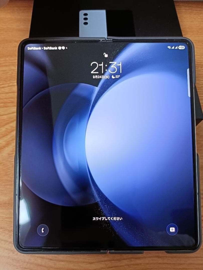 【専用ケース、sペン付】Galaxy Z Fold5【256GBSIMフリー】