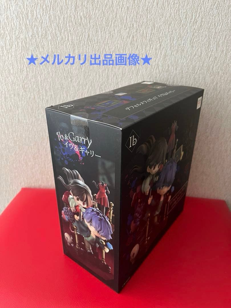 Ib デフォルメフィギュア　イヴ&ギャリー