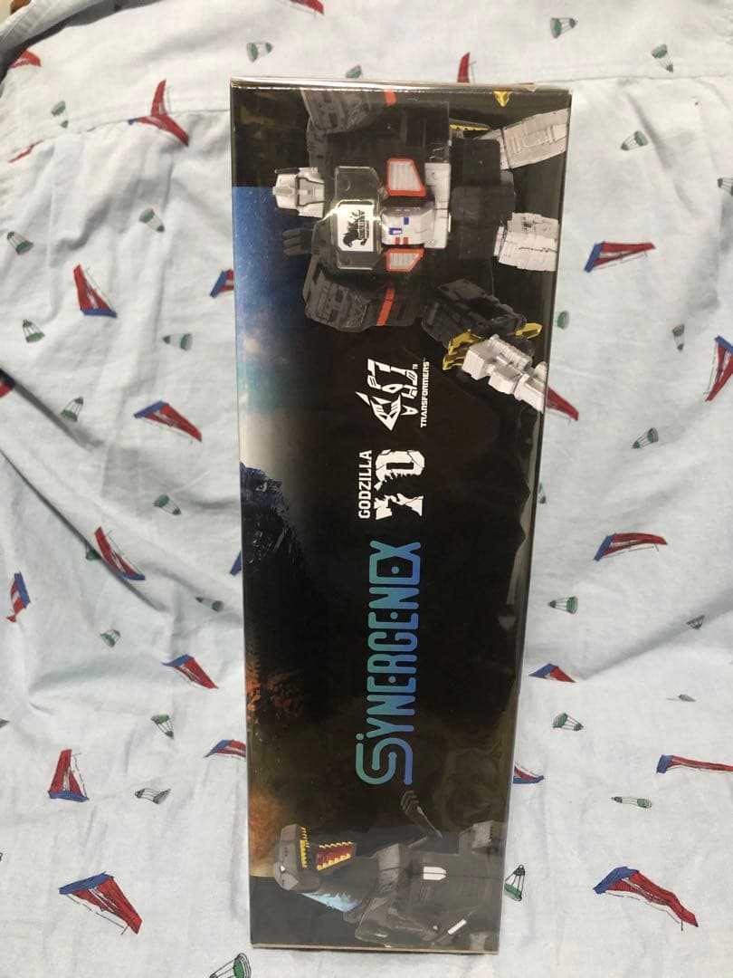 新品 未開封 タカラトミー SYNERGENEX メガトロン TYPE ゴジラ