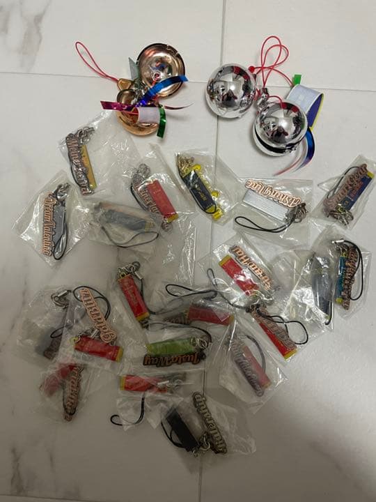 馬名ストラップ ガチャガチャ カプセルトーイ