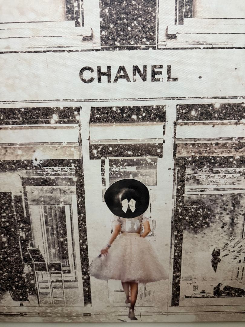 Oliver Gal CHANEL シャネルQueen of the Store