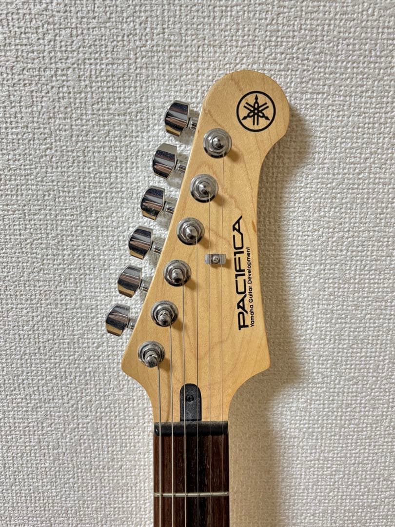 Yamaha PACIFICA エレキギター&カポ&弦