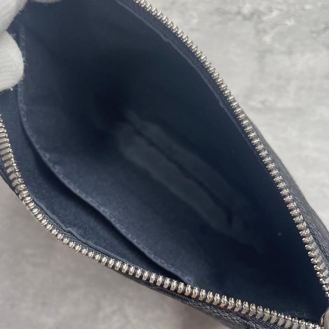 断*）様 美品✨Coach アクセサリーポーチ シグネチャー ブラック 6094