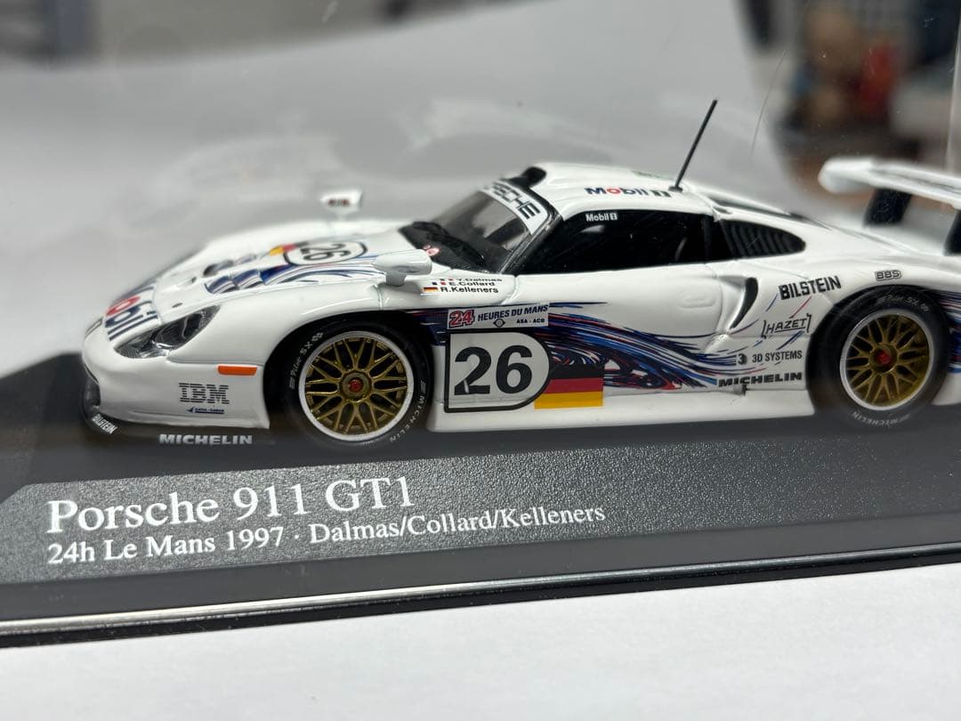 ミニカー Porsche 911 GT1 (Le Mans 1997) (1/43)