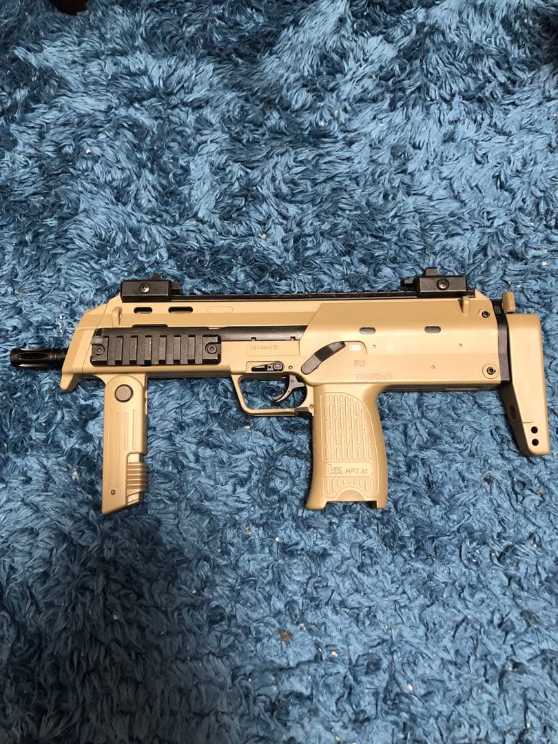東京マルイガスブロMP7タンカラー