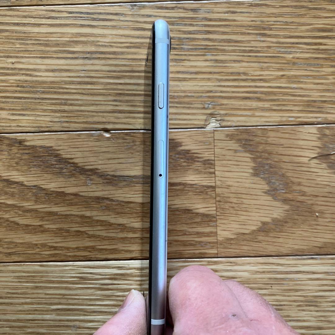 iPhone SE3世代　256GB