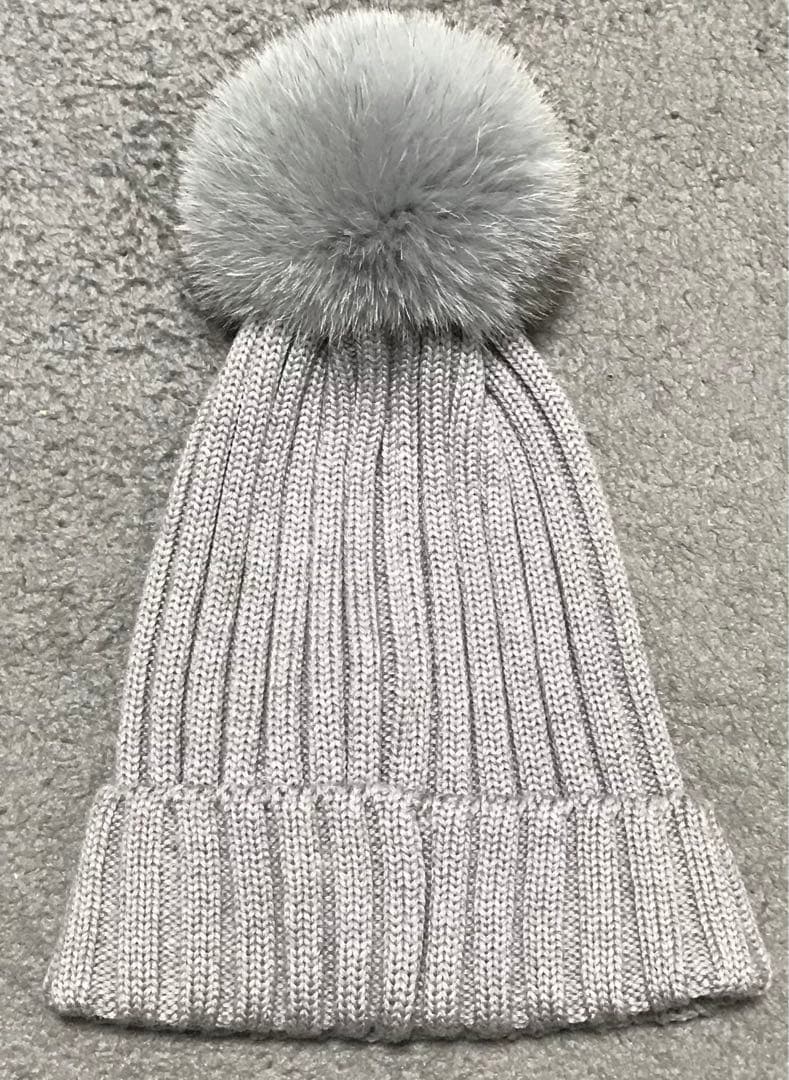 本日限定価格　moncler ビーニー