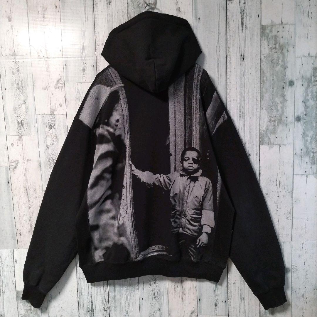 a69【希少XLサイズ】ブラックアイパッチ☆バック全面　ビックロゴ　パーカー