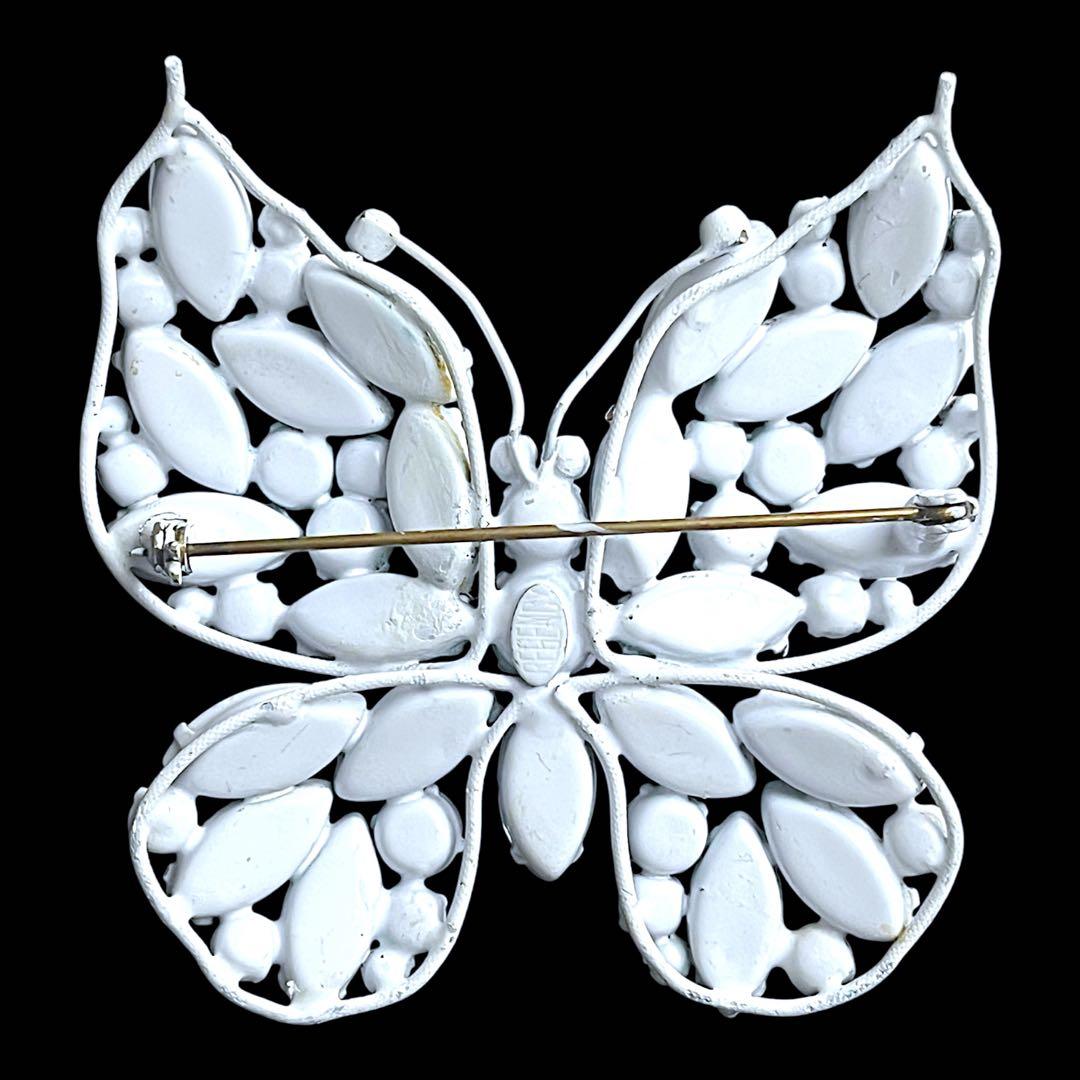 レアストーン☆Regency☆ミルクガラス＆ギブレガラス☆バタフライブローチ