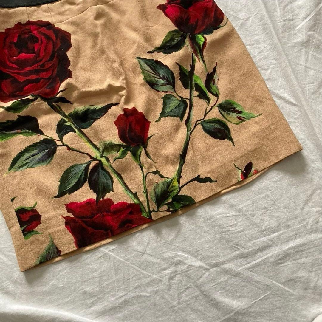 希少　DOLCE&GABBANA　D&G　ひざ丈ミニスカート　バラ　花柄　36