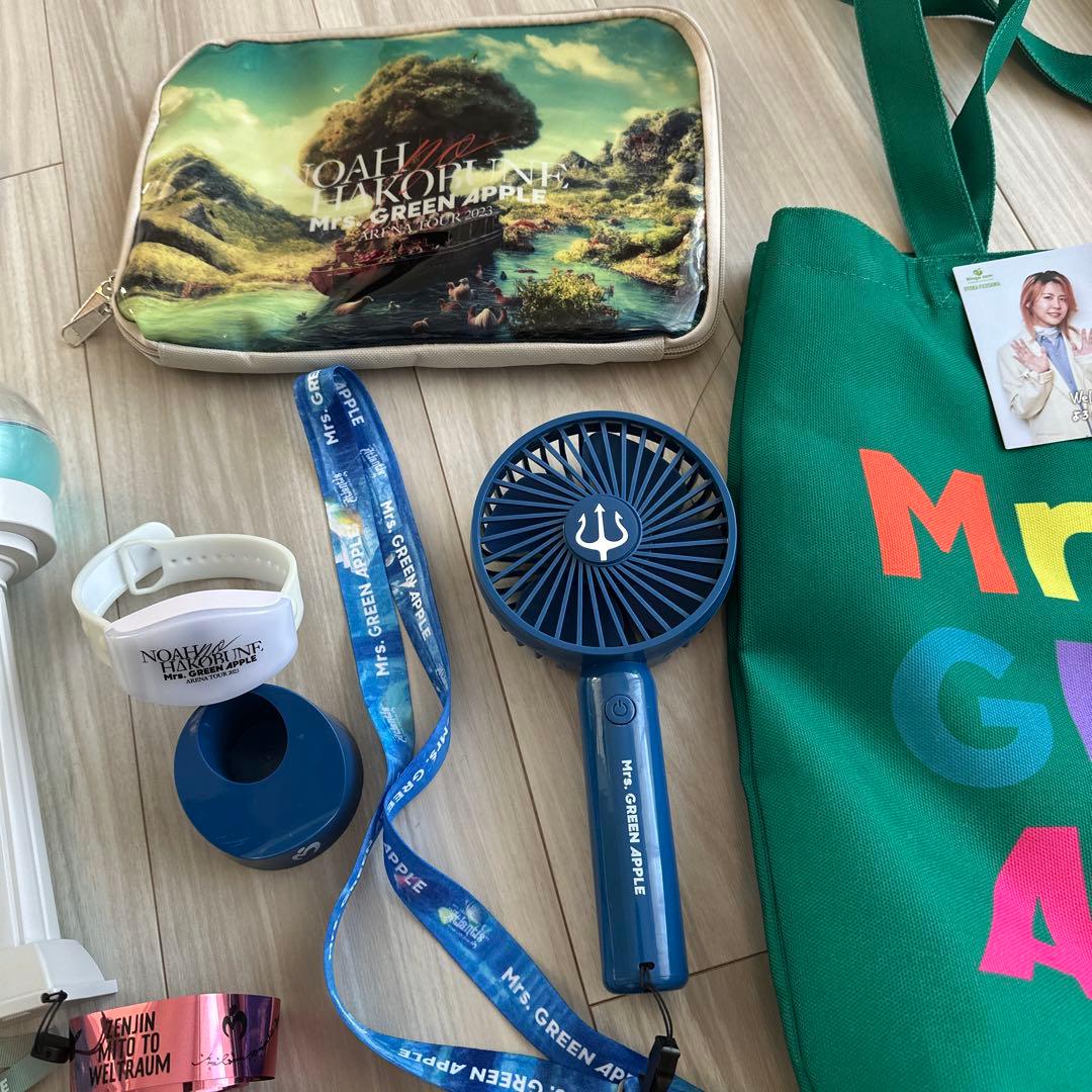 Mrs. GREEN APPLE ツアーグッズ