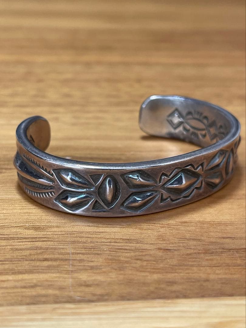 レイアダカイ シルバー バングル インディアンジュエリー Ray Adakai