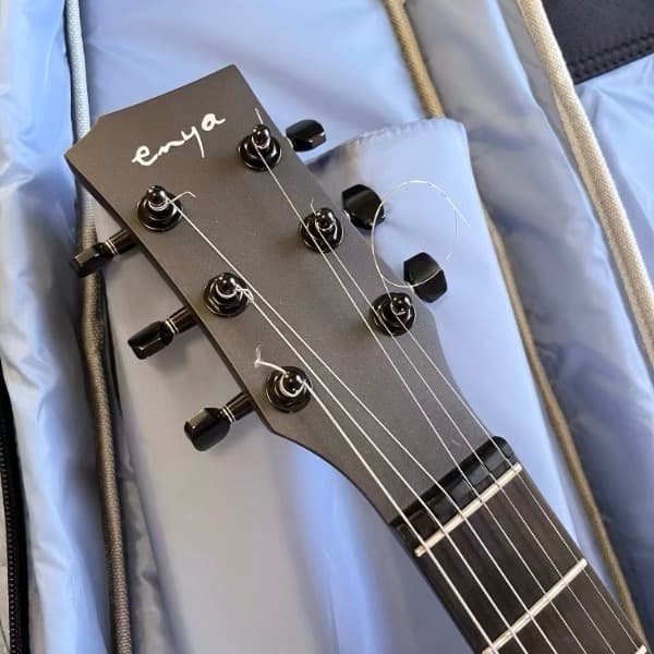 ENYA Nova Go Sonic ブラック カーボンファイバー ギター