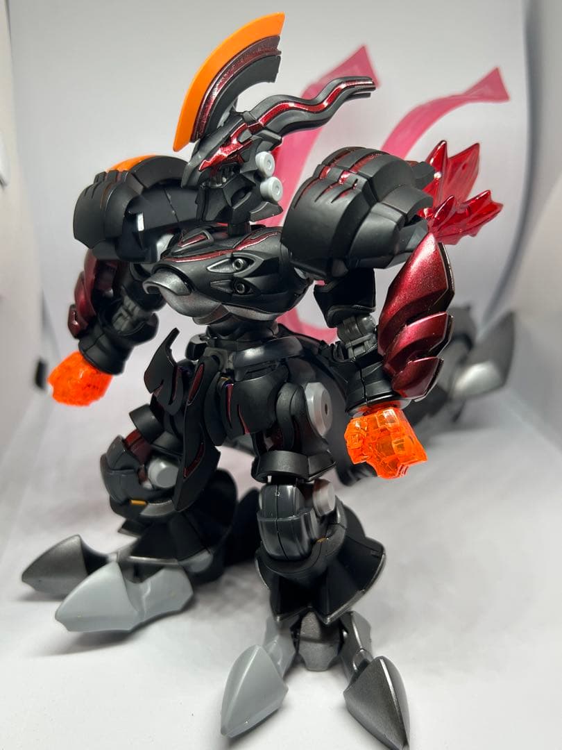 プラモデル　組立済　模型　LBX ダンボール戦機　イフリート　塗装　①