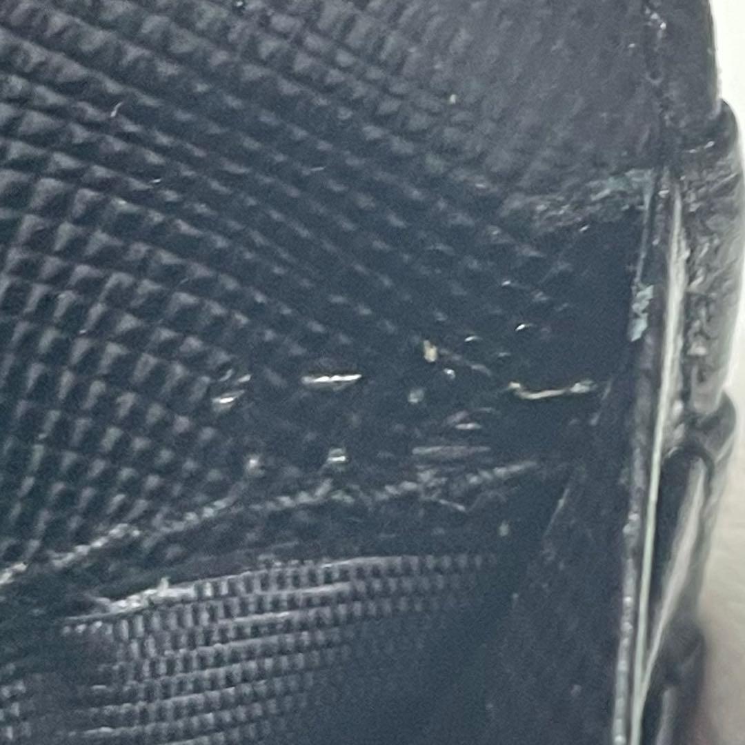 ゆいち様　　PRADA プラダ ナイロン 折り財布 w10