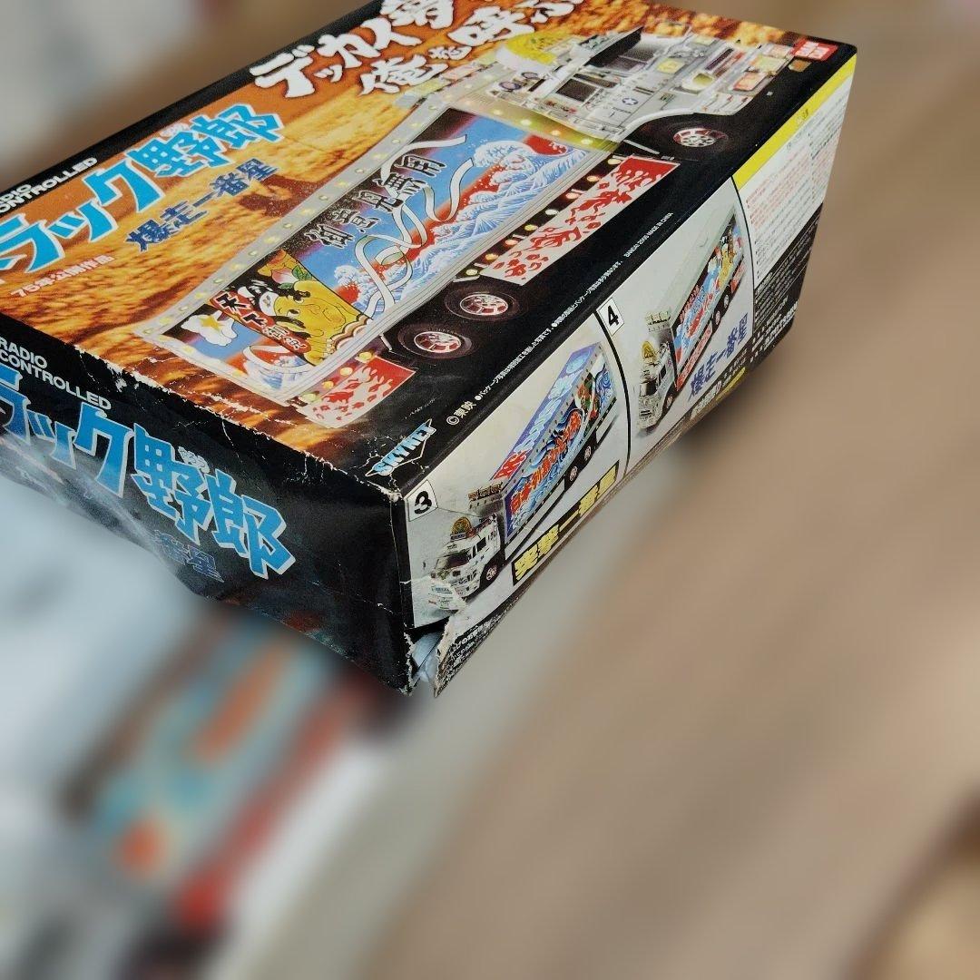 バンダイ　1/32 ラジオコントロール　トラック野郎　爆走一番星