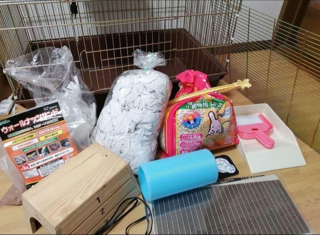 ハリネズミ用ケージと付属品一式