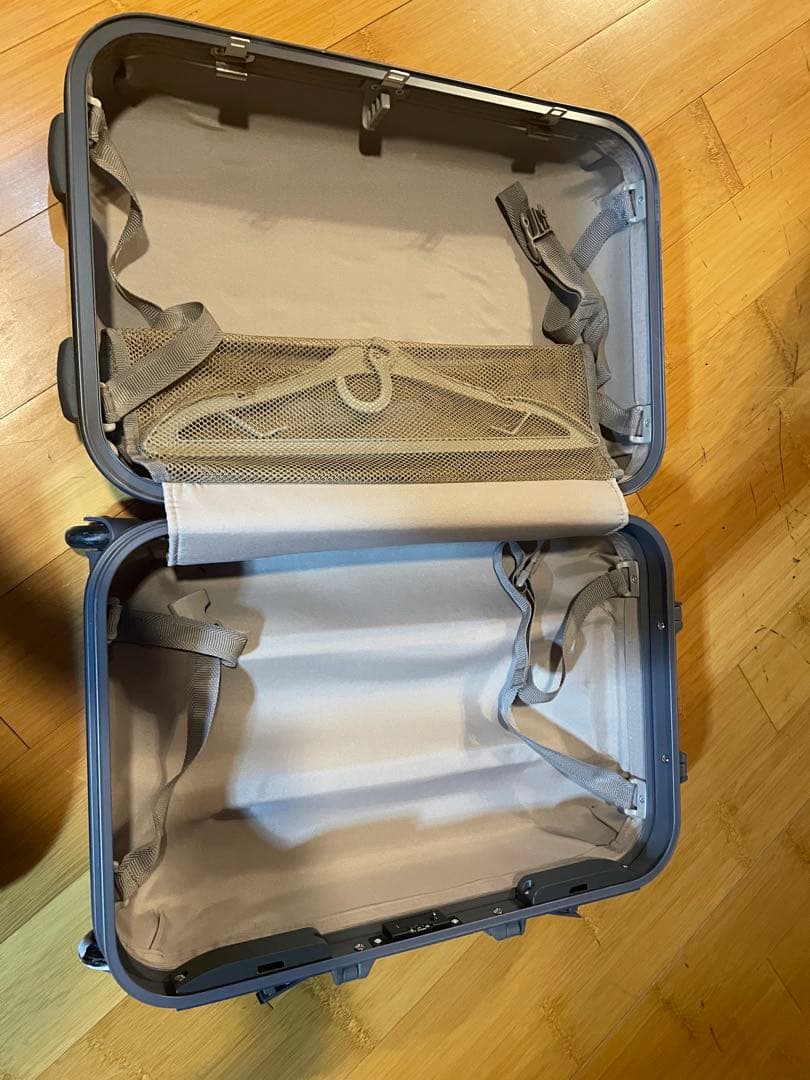 ☆不二家☆　ペコちゃん　キャリーケース