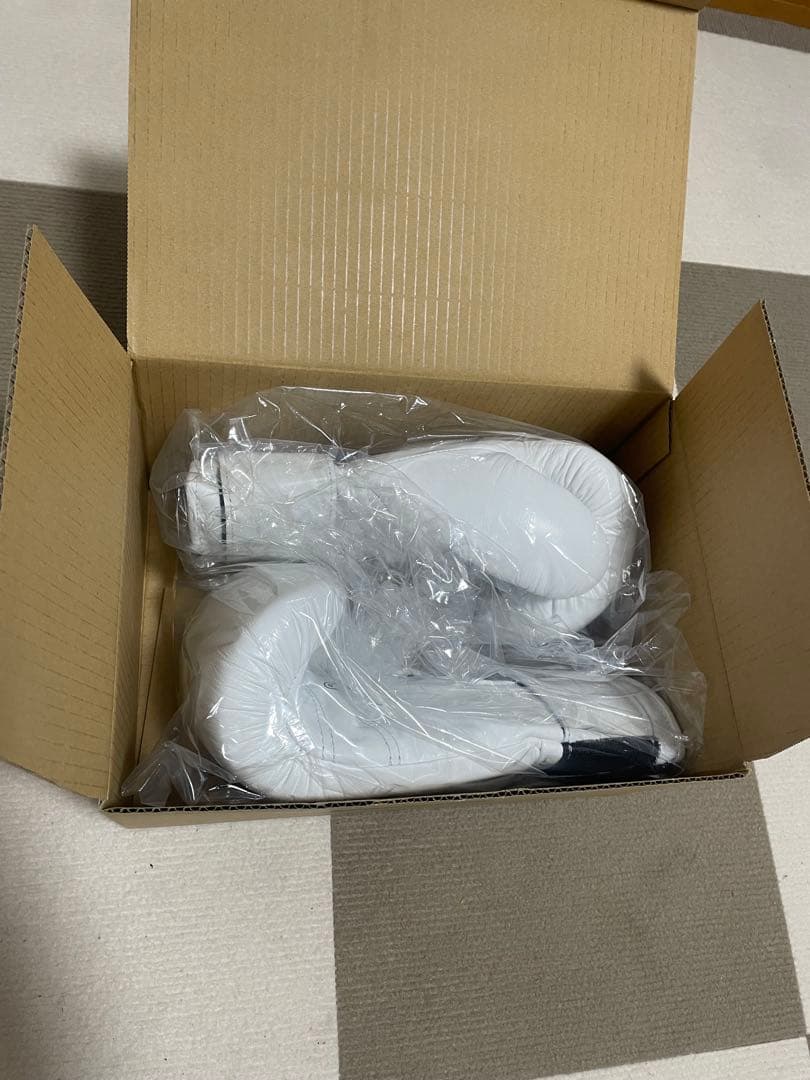 Winning ボクシンググローブ ホワイト 未使用