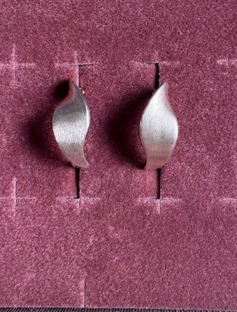 【美品】エテ フープピアス ペタル