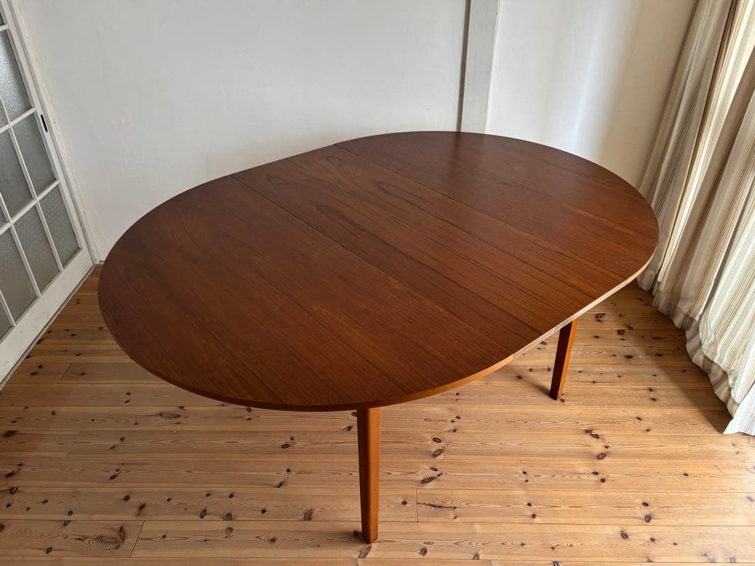 北欧ヴィンテージ　チーク　ラウンドエクステンションテーブル