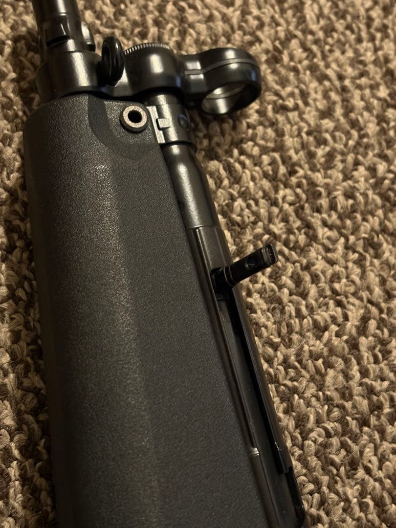 i*.様 マルイ次世代MP5A5トイガン 純正リポバッテリー充電器付き