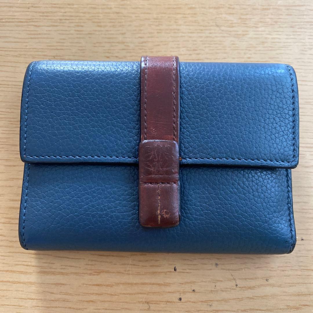 j*h様 ロエベ 三つ折財布