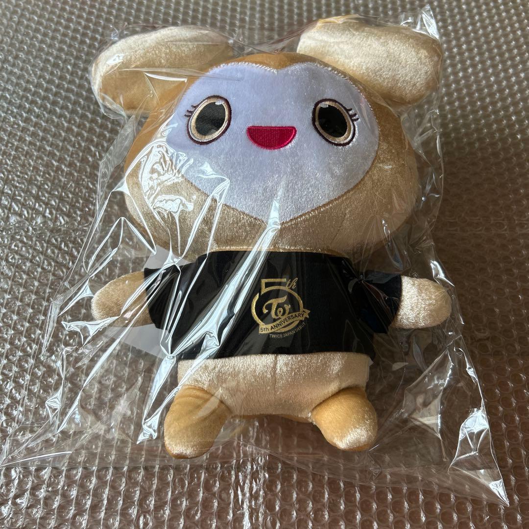 TWICE ゴールド ラブリー ぬいぐるみ 5周年