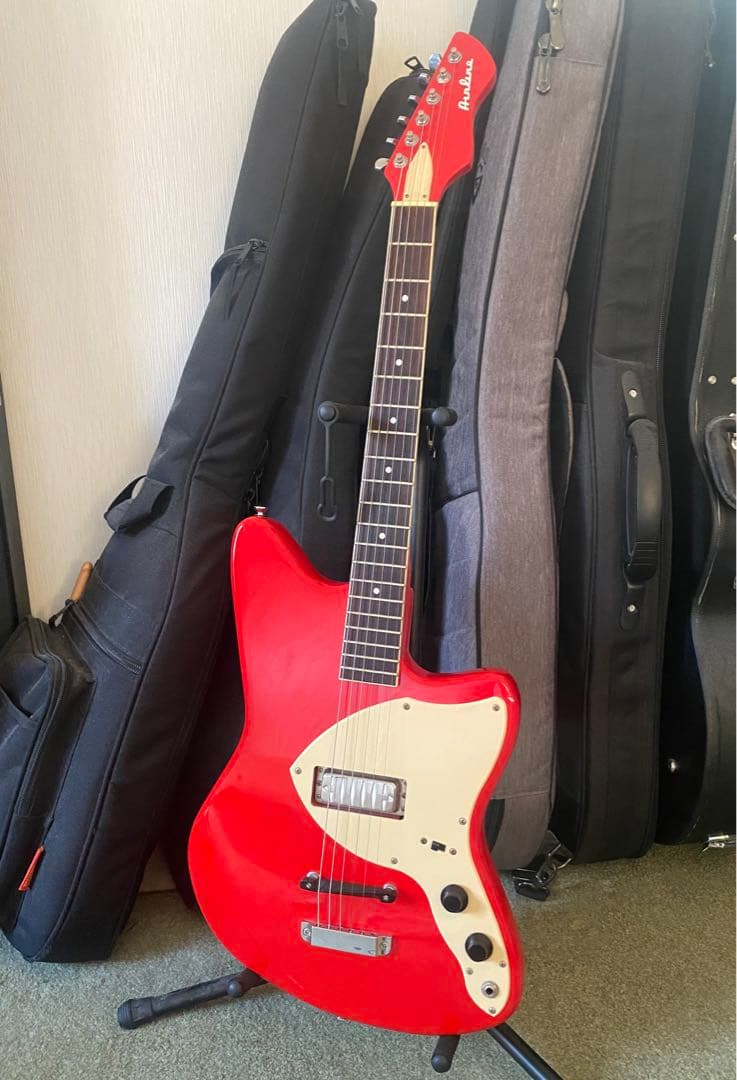 ギター Eastwood Guitars Airline Bobkat Red