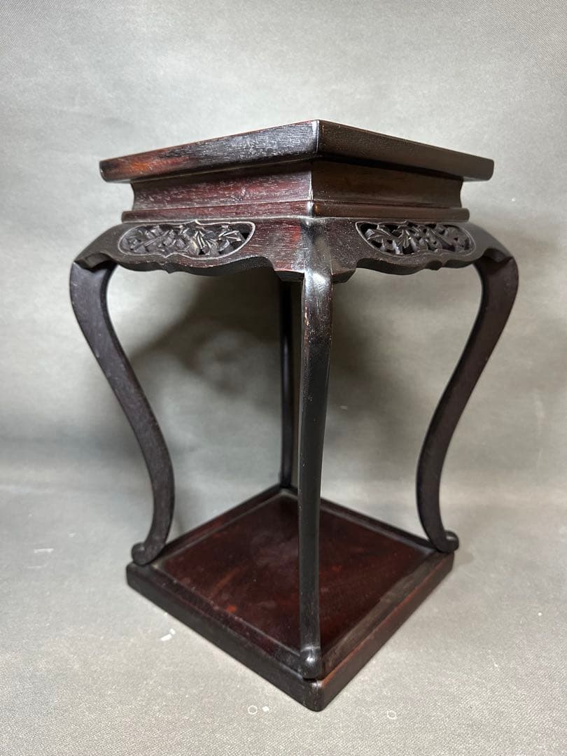 紫檀　唐草透彫　四方高脚花台　唐木二重天板如意巻足飾台　盆栽台　高卓アンティーク