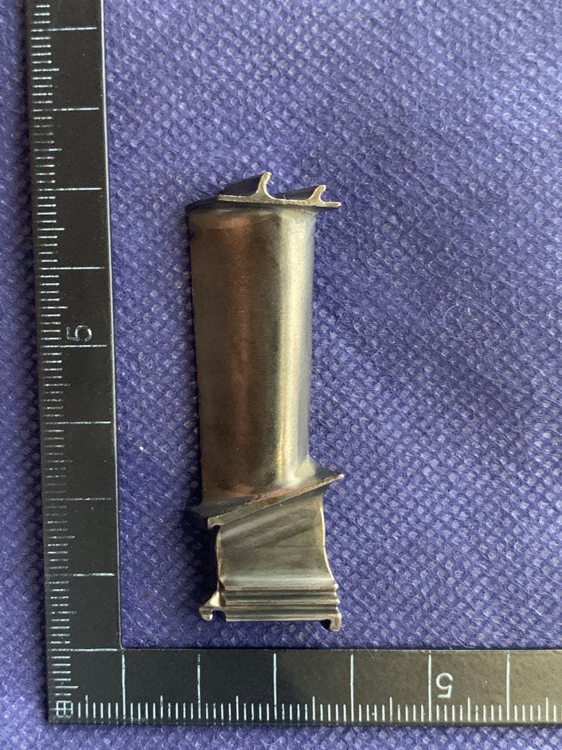 YS-11 高圧タービンブレード　1st stage ジェットエンジン飛行機部品