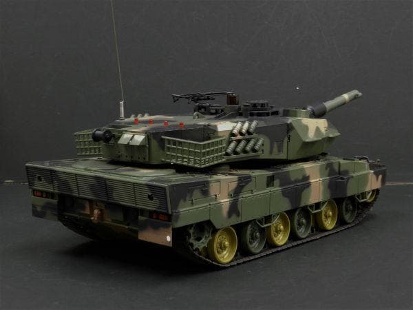 技術基準適合証明済 Henglong 1/24 ドイツ レオパルト2 A5