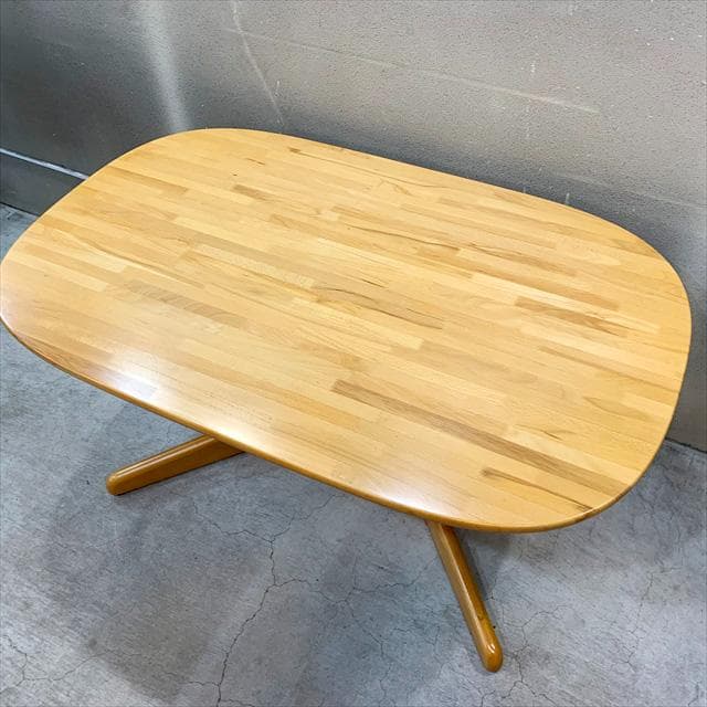 オールドキツツキ（飛騨産業家具）オーバルダイニングテーブル