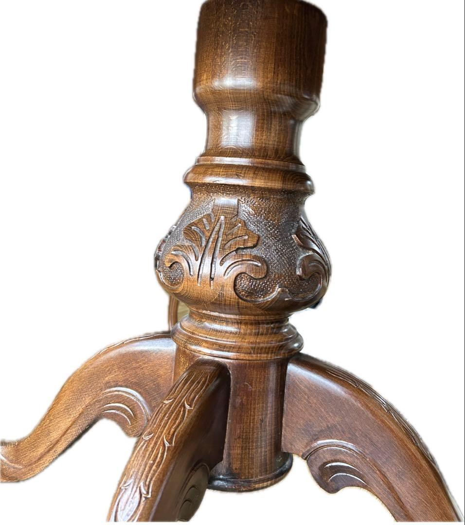 【お取引き相談中】彫刻入り脚＆木象嵌模様の高級木製丸テーブル