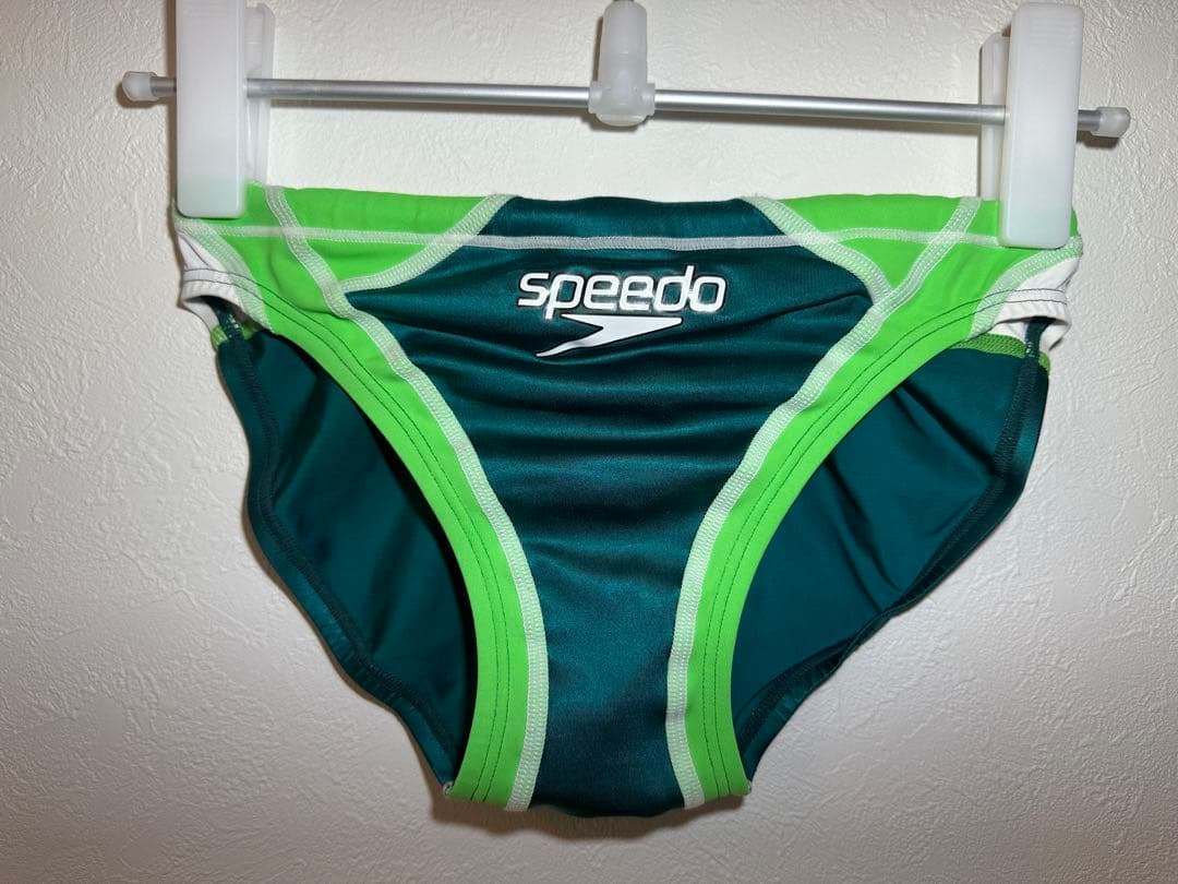 r*a様 speedo 競パン　Mサイズ　グリーン×ホワイト