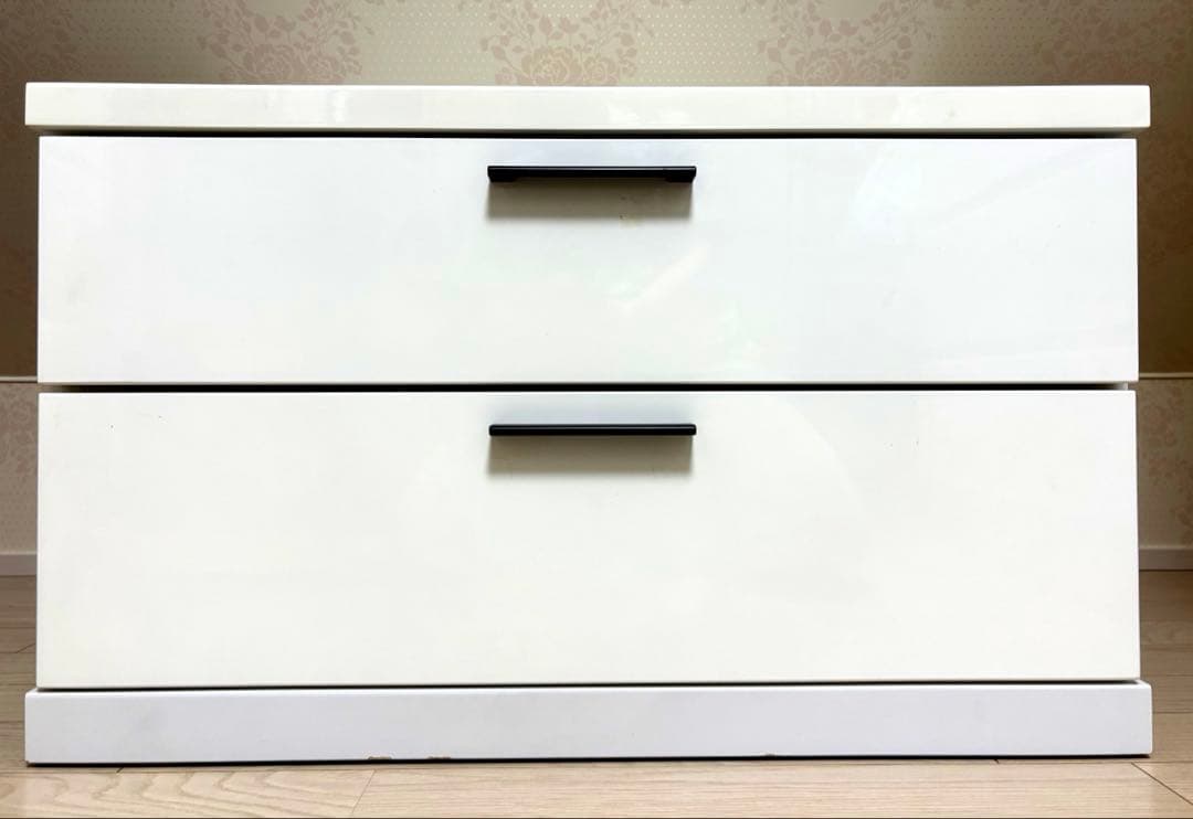 ラムダ ホワイト ローボード　テレビボード　AVボード　未使用美品（送料込み）