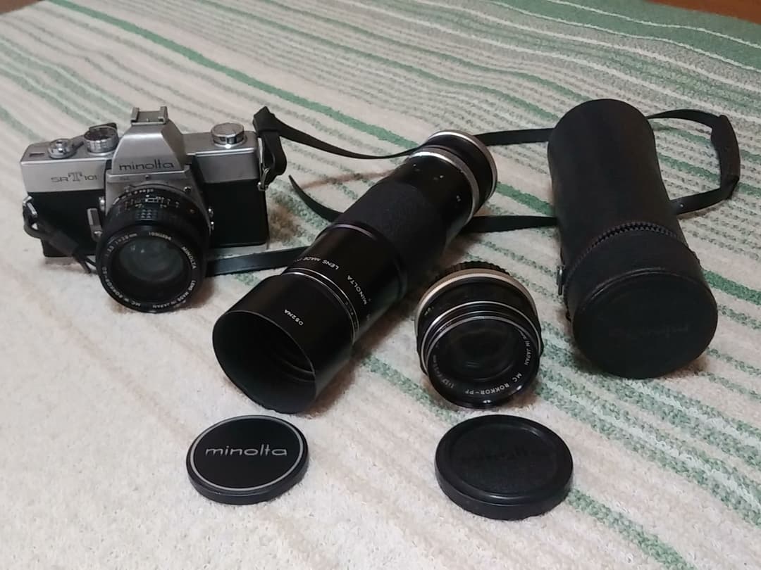 交換レンズ（ズーム・広角）付カメラ　中古　minolta SR-T101