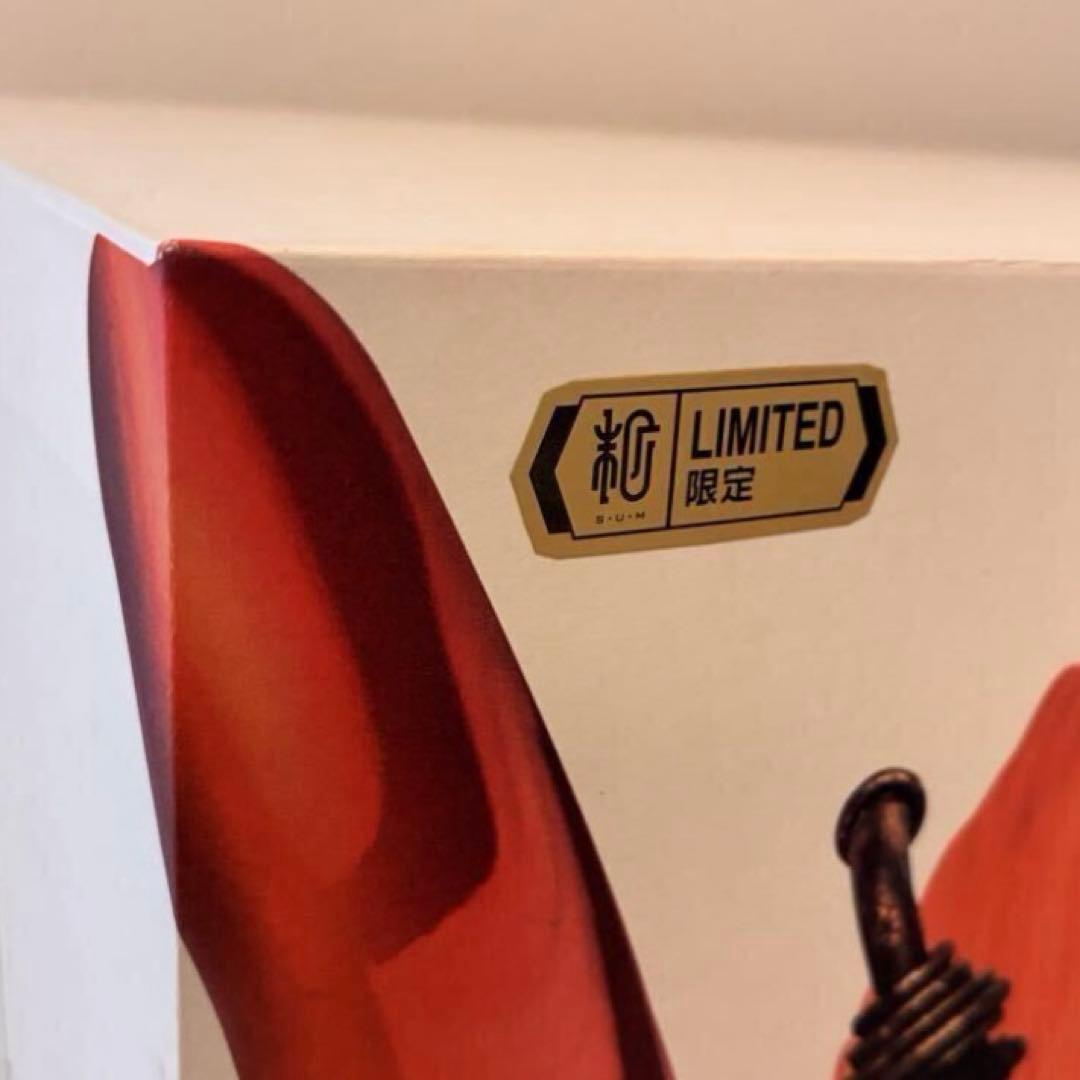 松岡ミチヒロ　Carassius Auratus スタチュー限定500体