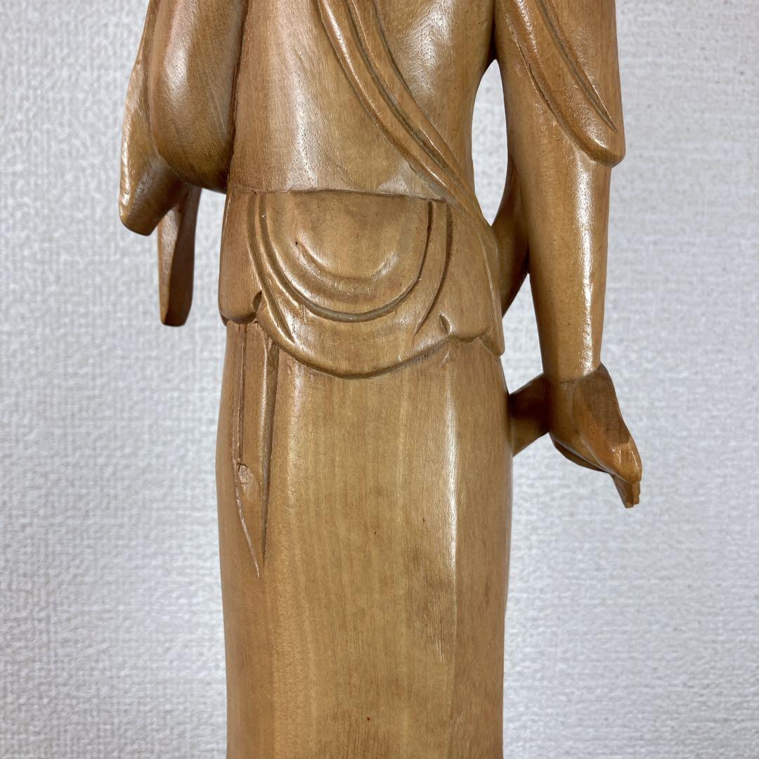 聖観音菩薩立像　一木造　高さ40ｃｍ　菩薩像　木彫り　彫刻　在銘　秀竹刀　柘植