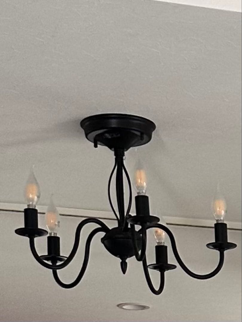 ブラックアイアン5灯シャンデリア