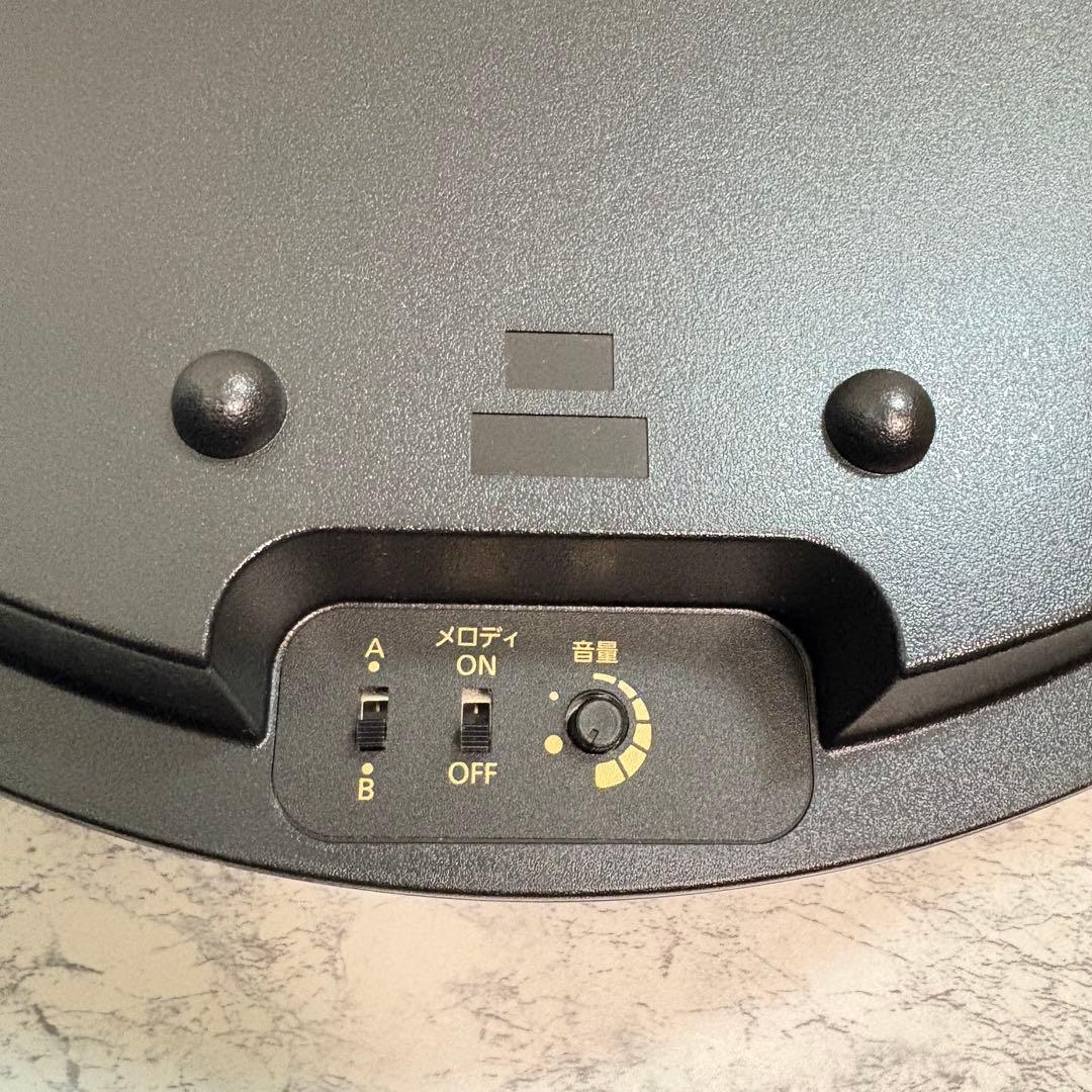 新品✨シチズン　スモールワールドウォッチ　18曲収録　電波時計　カラクリ時計