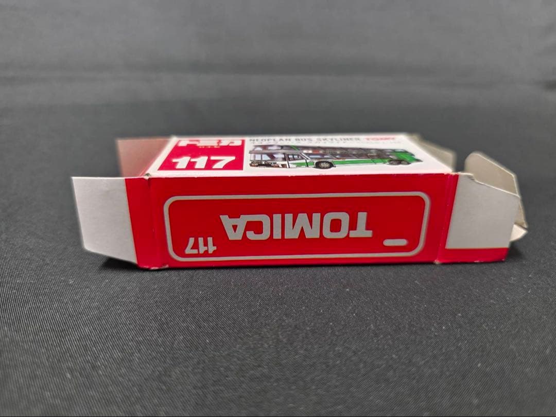 トミカ赤箱117ネオプランバス スカイライナー(日本製)