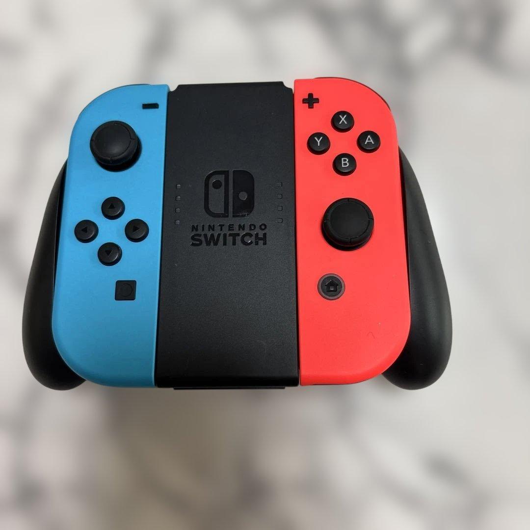 【美品】有機EL Nintendo Switch 、プロコン等➕周辺機器ケース