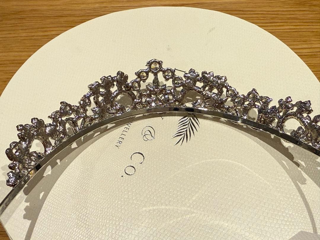 【美品・タグ付き】Ivory & Co Christiana ティアラ