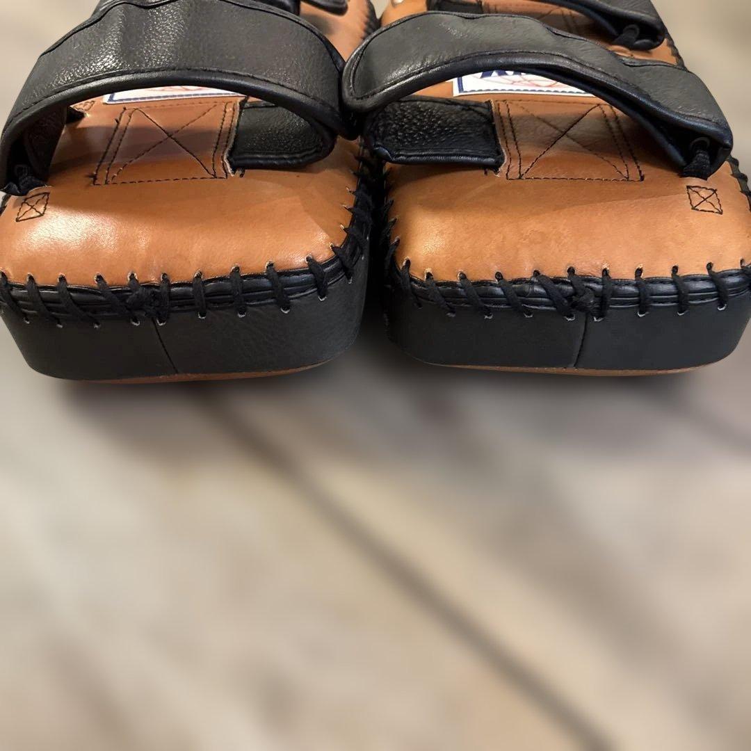 WINDY キックミット 茶色 レザー