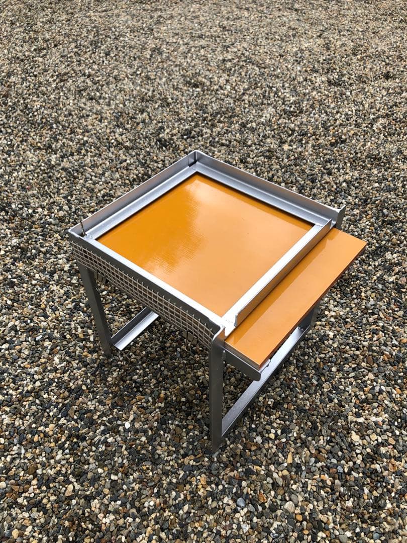 日本蜜蜂 重箱用巣箱台 29cm用 トリカルネット付き