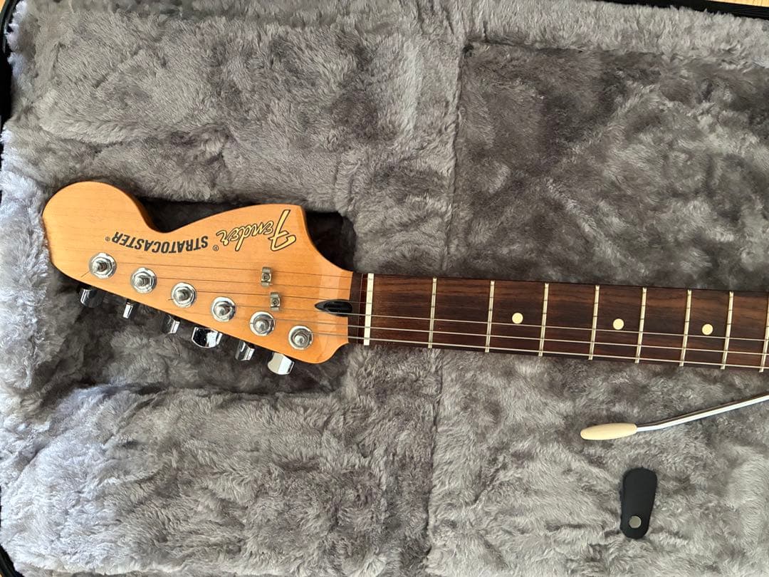 Fender ストラトキャスター ブラック