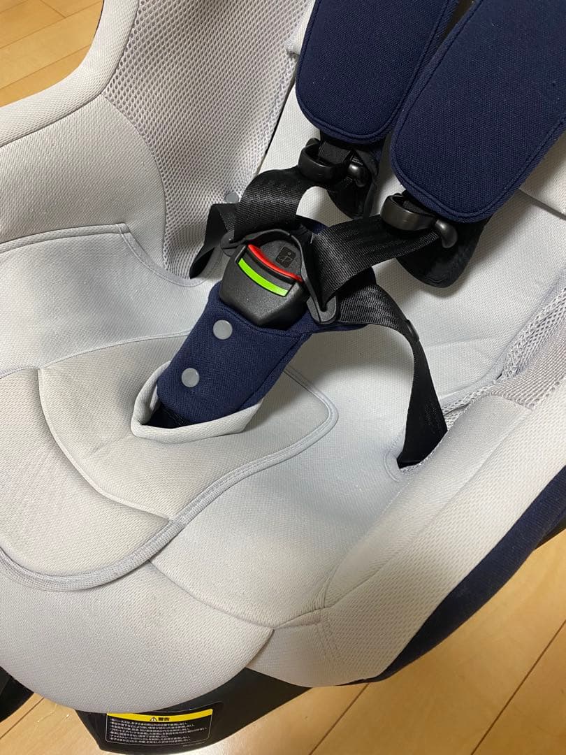 Apricaマモリラ AB ISOFIX 回転式チャイルドシート